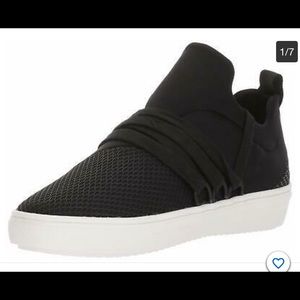 Steve Madden Lancer Sneakers